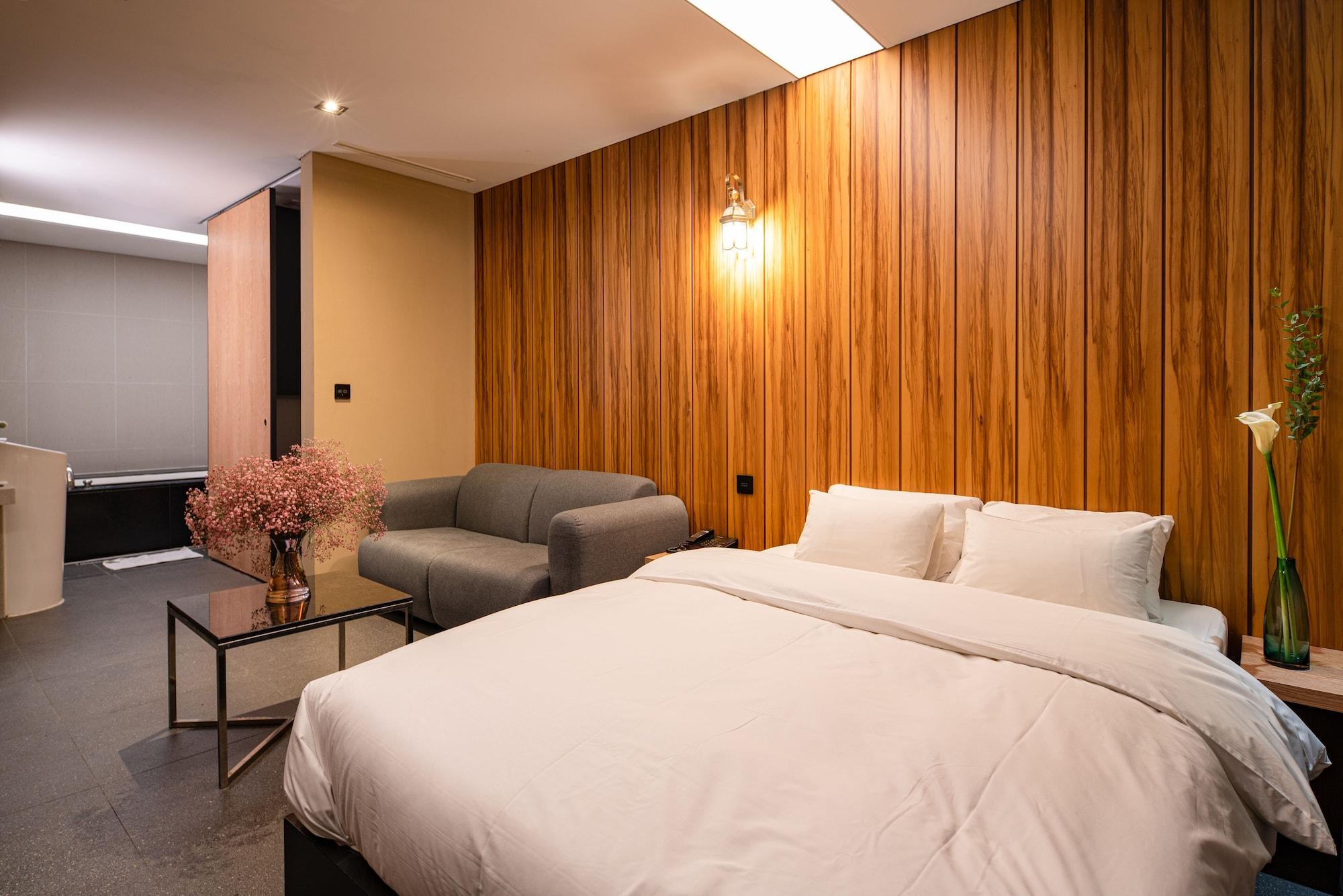 Hotel The Designers Hongdae Сеул Экстерьер фото