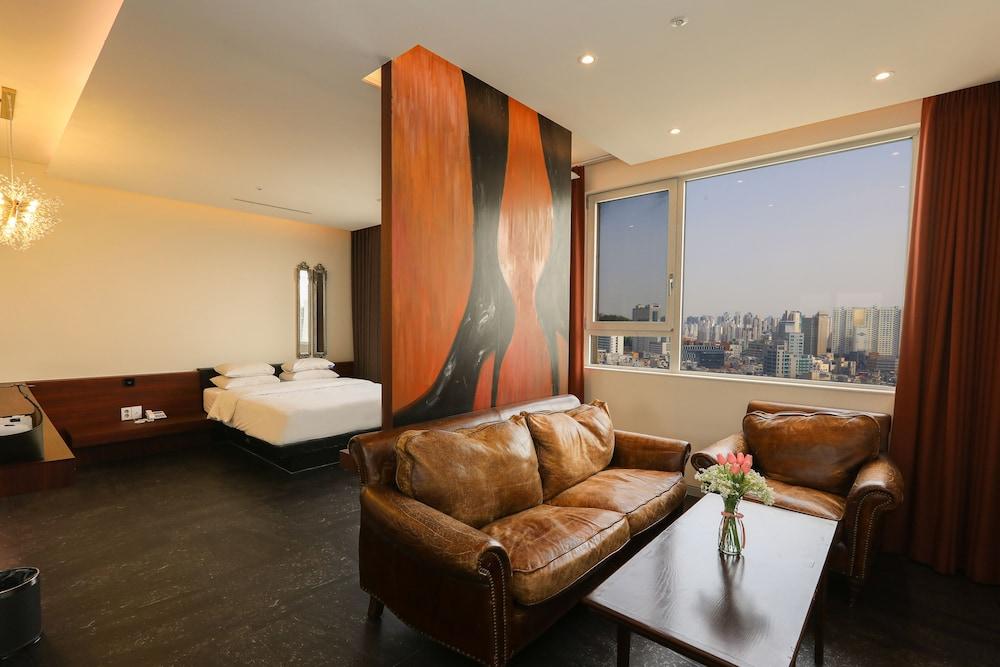 Hotel The Designers Hongdae Сеул Экстерьер фото